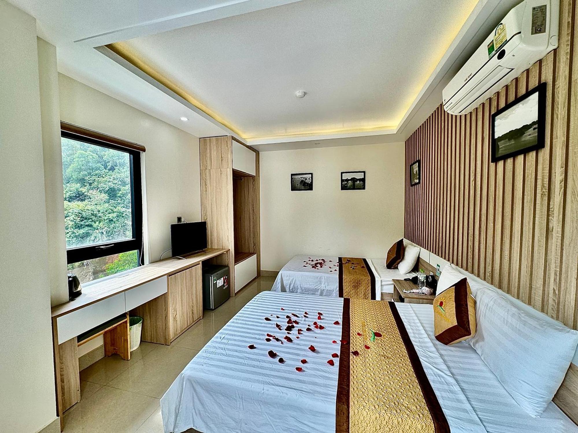 Sunflower Catba Hotel Dong Khe Sau Exteriör bild
